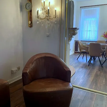 Grande Mit Whirlpool-badewanne Und 150 Qm Mitten Im Zentrum * Bad Harzburg