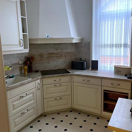 Grande Mit Whirlpool-badewanne Und 150 Qm Mitten Im Zentrum Bad Harzburg