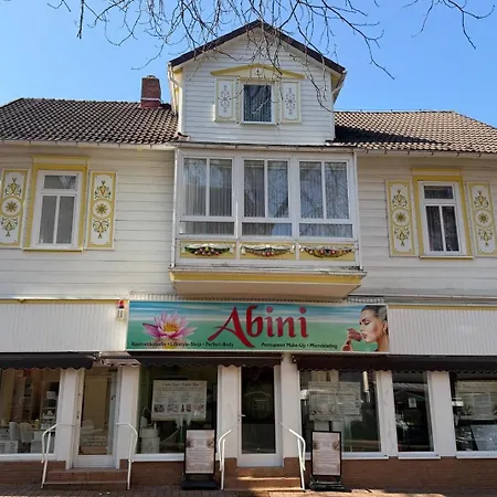 Grande Mit Whirlpool-badewanne Und 150 Qm Mitten Im Zentrum
